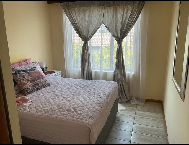 3 BEDROOM TOWNHOUSE FOR SALE IN THE REEDS